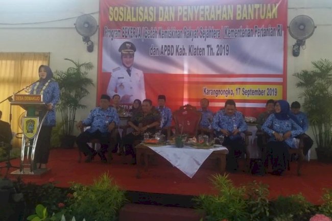 Sosialisasi & Penyerahan Bantuan Program BEKERJA