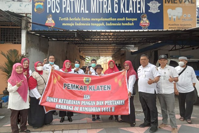 DKPP Klaten berbagi Takjil