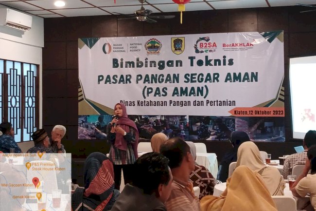 Bimbingan Teknis Pasar Pangan Segar Aman bagi pedagang pangan segar di Pasar Gedhe Klaten