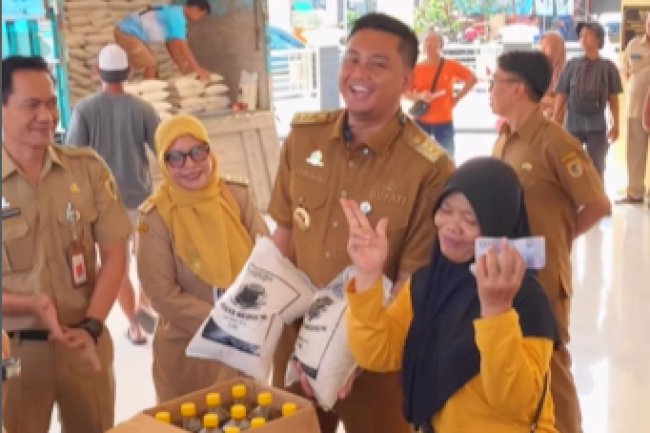 Penyaluran Subsidi Pangan & Penanaman Bibit Bersama Bupati Klaten.