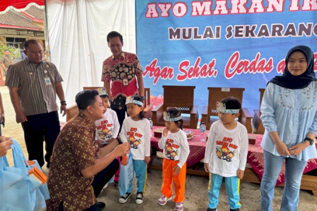 Kegiatan GEMARIKAN – Program Pengolahan dan Pemasaran Hasil Perikanan
