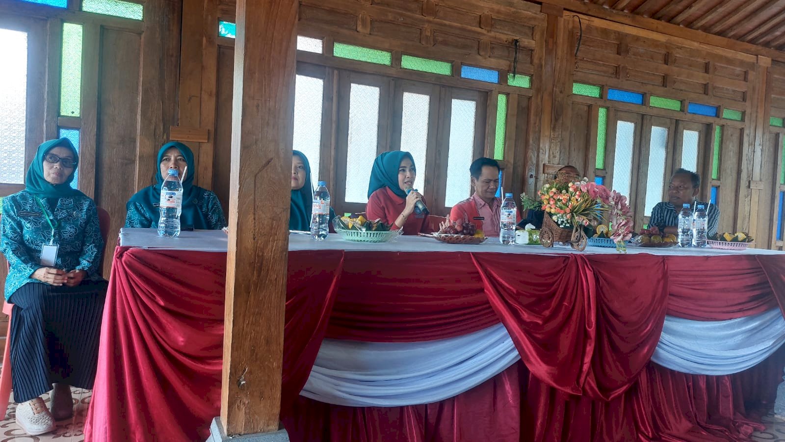 TEBAR BENIH IKAN TAWES DI PONDOK KARANGANOM UMBUL SI KAJAR