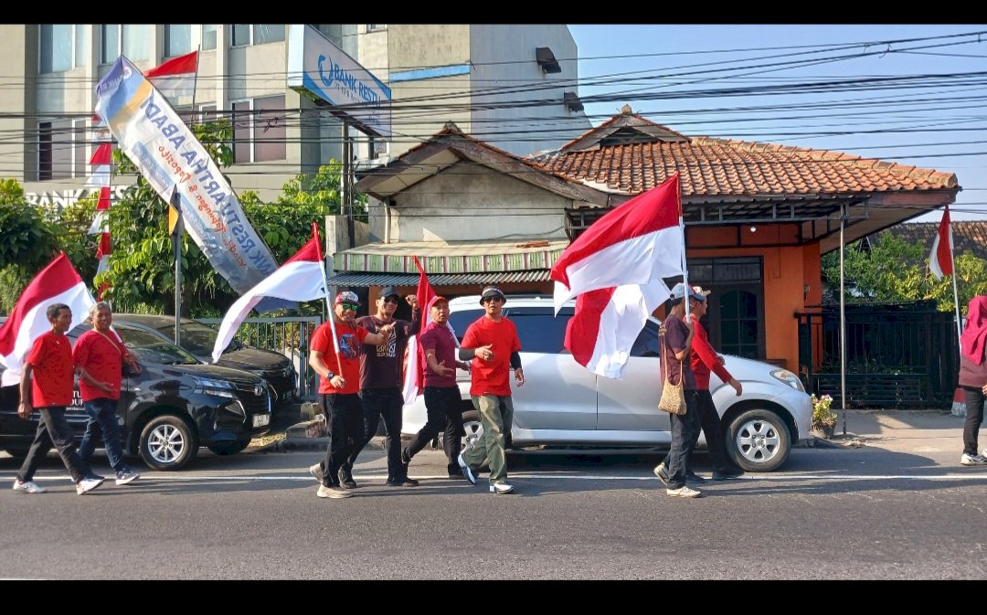 Keluarga Besar DKPP Klaten Meriahkan HUT Ke-222 Klaten dan HUT Ke-81  RI Lewat Jalan Sehat