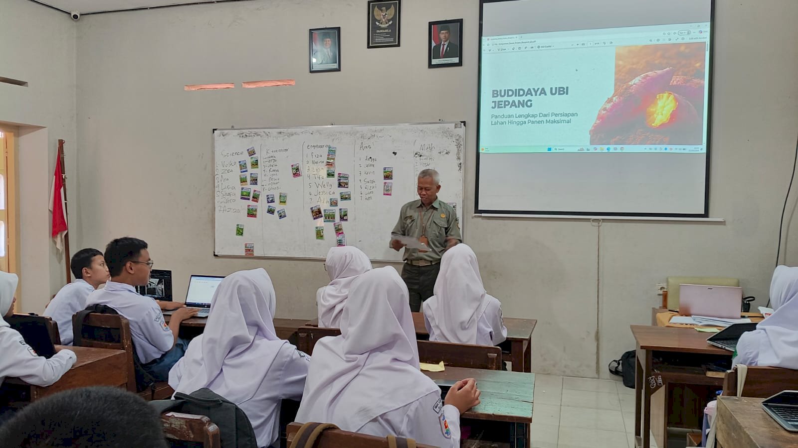 CO-Kurikuler Kelas 10 sebanyak 11 kelas Belajar Budidaya Sayuran Manfaatkan Lahan Sisa Masjid Belakang Sekolah